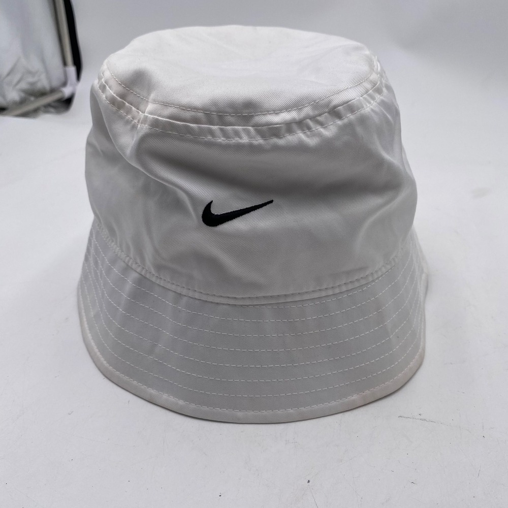Nike Apex Bucket Hat Small White Black Swoosh Logo Polyester Unisex Sportswear